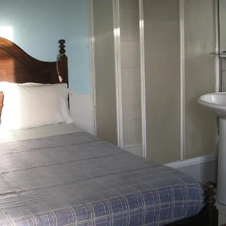 Residencial Novo - Local Guest house Porto
